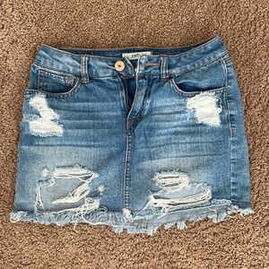 Ripped denim skirt